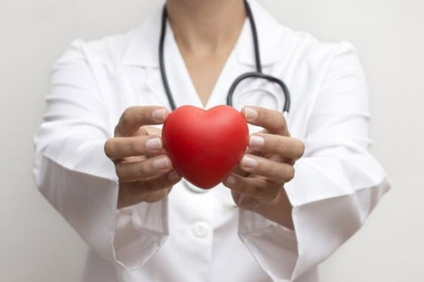 Hipertensão arterial: causas, sintomas, riscos e como controlar naturalmente